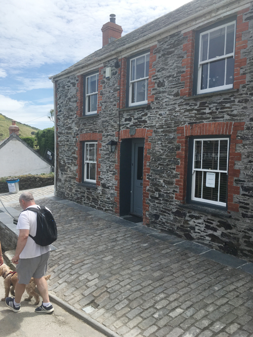 Port Isaac -Doc Martin Surgery - Port Wenn